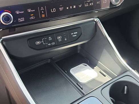 New 2026 Kia Carnival SX FWD image 27