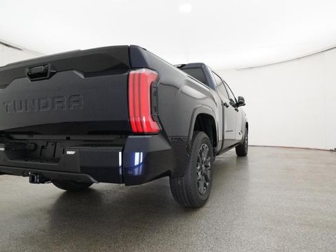 New 2026 Toyota Tundra Platinum AWD/4WD image 4