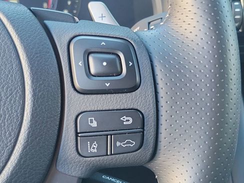 Used 2025 Lexus IS 500 RWD image 6