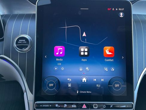 Certified 2025 Mercedes-Benz GLC 350e GLC 350e image 28