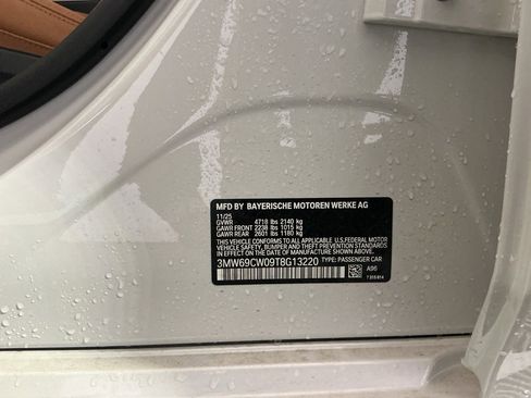 New 2026 BMW 330i Sedan w/ Premium Package RWD image 33