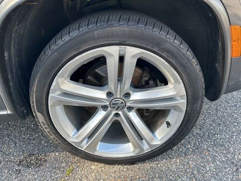 Used 2016 Volkswagen Tiguan R-Line FWD image 25