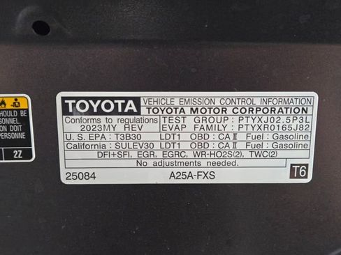 Used 2023 Toyota RAV4 XSE AWD/4WD image 28
