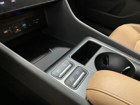 Used 2024 Hyundai Sonata Limited FWD image 16