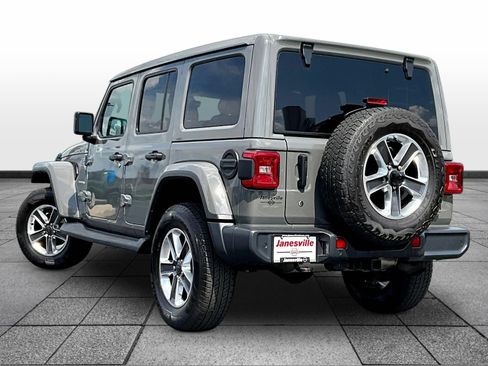 Used 2020 Jeep Wrangler Unlimited Sahara AWD/4WD image 5