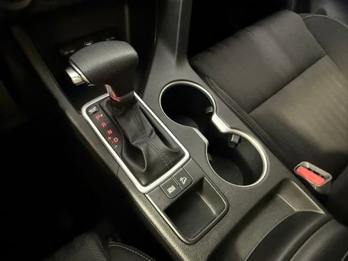 Used 2022 Kia Sportage LX image 25