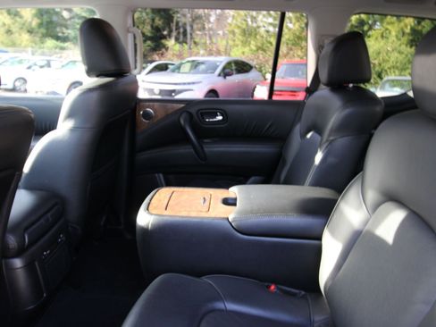 Used 2021 Nissan Armada SL w/ Captain's Chairs Package image 26