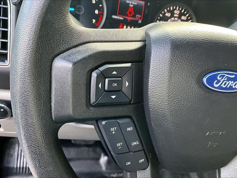 Used 2019 Ford F150 XLT w/ Max Trailer Tow Package image 23