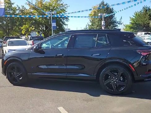 New 2026 Chevrolet Equinox EV RS image 6