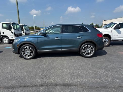 Used 2016 Lincoln MKX Reserve w/ Climate Package AWD/4WD image 2