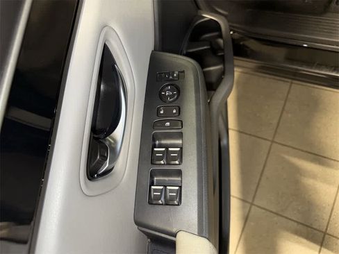 Used 2023 Honda Pilot LX image 23