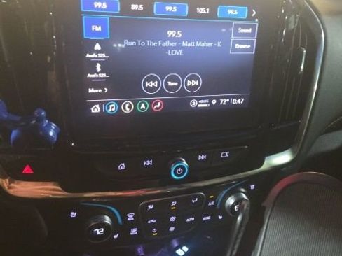 Used 2023 Chevrolet Traverse Premier w/ Redline Edition image 12