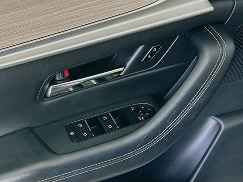 Used 2025 MAZDA CX-90 3.3 Turbo w/ Preferred Package image 15