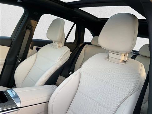 Certified 2026 Mercedes-Benz GLC 300 4MATIC image 12