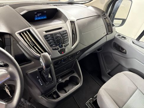 Used 2016 Ford Transit 350 XLT RWD image 34