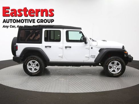 Used 2018 Jeep Wrangler Unlimited Sport S AWD/4WD image 44