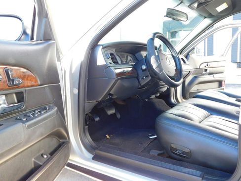 Used 2008 Mercury Grand Marquis LS image 18