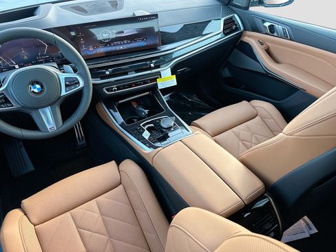 New 2026 BMW X5 sDrive40i w/ M Sport Package RWD image 16