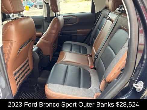 Used 2023 Ford Bronco Sport Outer Banks w/ Tech Package AWD/4WD image 30