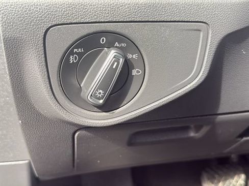 Used 2019 Volkswagen Atlas SE FWD image 14