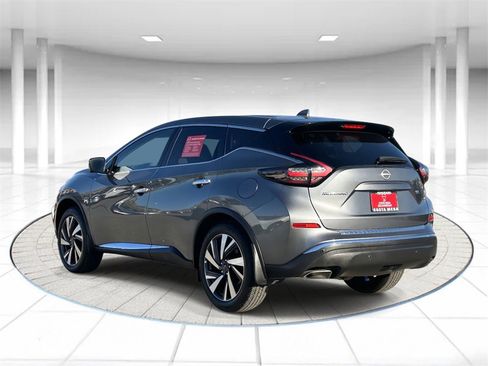 Used 2024 Nissan Murano SL image 2