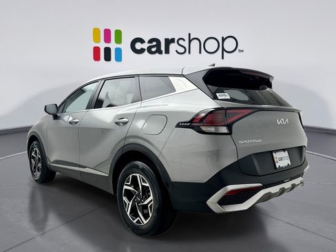 Used 2025 Kia Sportage LX AWD/4WD image 3