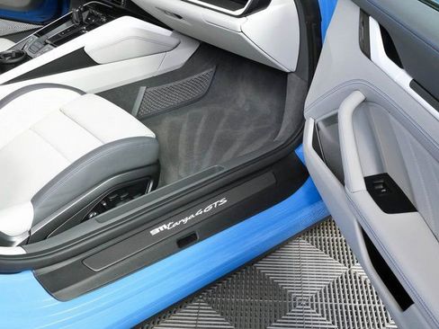 Certified 2025 Porsche 911 Targa 4 GTS AWD/4WD image 22