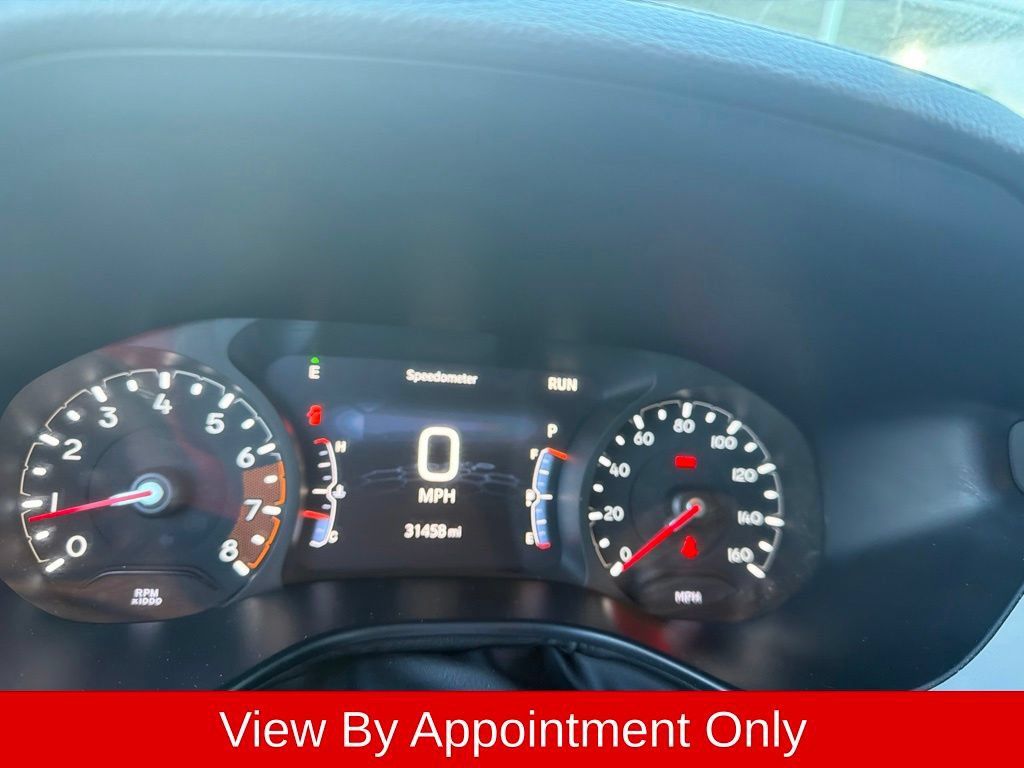 Used 2025 Jeep Compass Limited AWD/4WD image 2