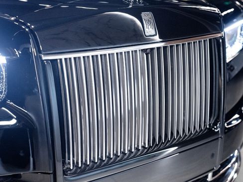 Used 2024 Rolls-Royce Phantom Sedan image 27