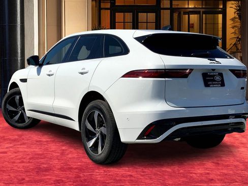 New 2026 Jaguar F-PACE R-Dynamic S image 2
