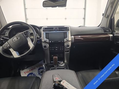 Used 2022 Toyota 4Runner Limited AWD/4WD image 13