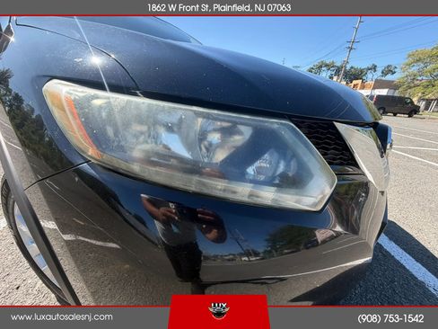Used 2014 Nissan Rogue S AWD/4WD image 32