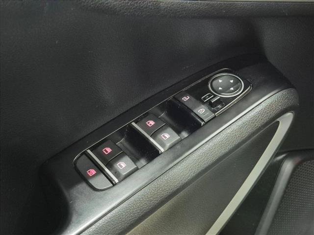 Used 2021 Kia Soul LX FWD image 12