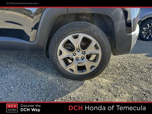 Used 2019 Jeep Renegade Limited image 22