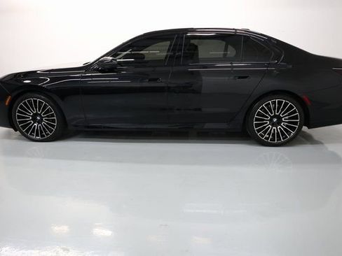 Used 2024 BMW 760i xDrive w/ Executive Package AWD/4WD image 67