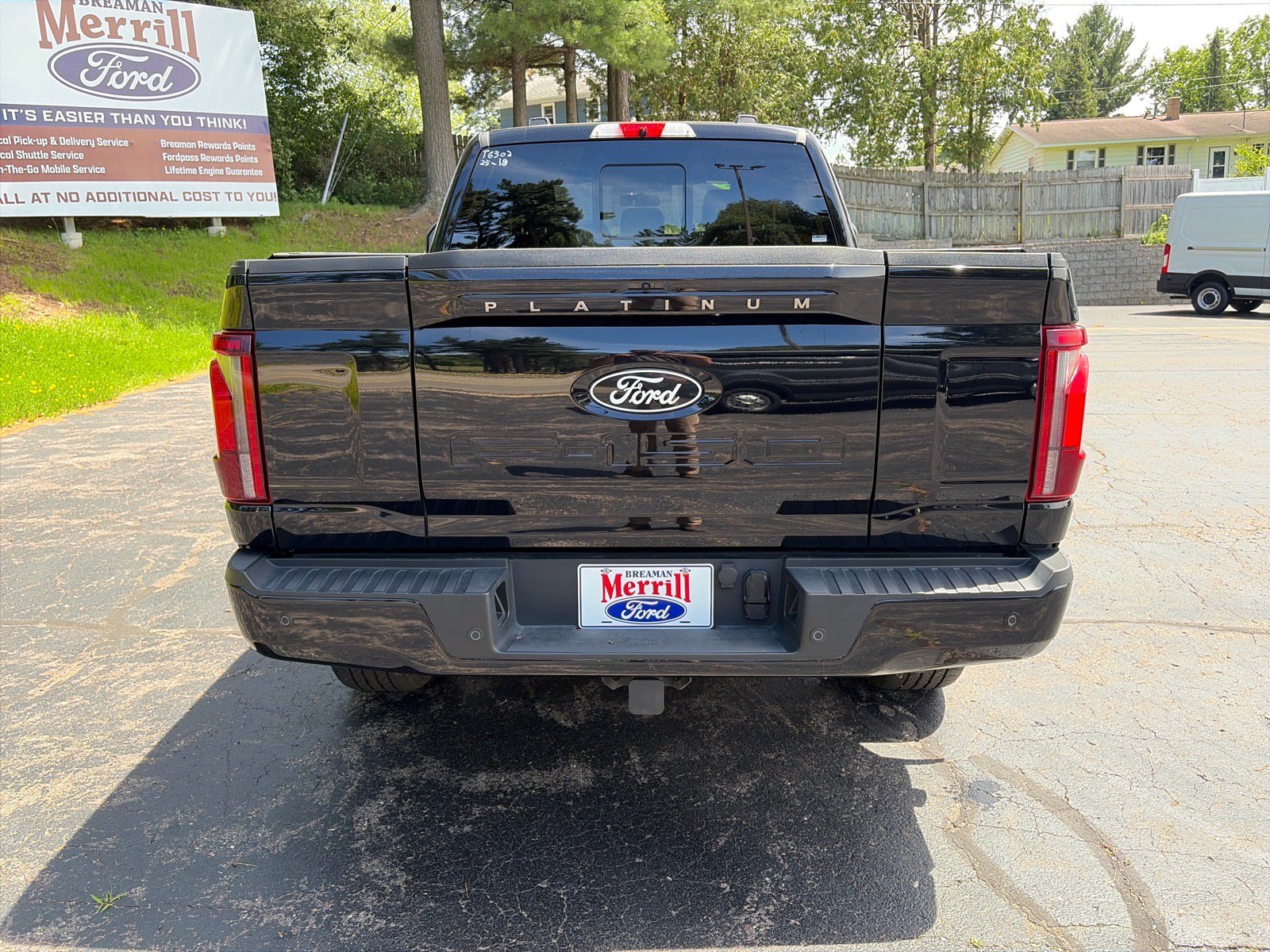 Used 2025 Ford F150 Platinum w/ FX4 Off-Road Package AWD/4WD image 5
