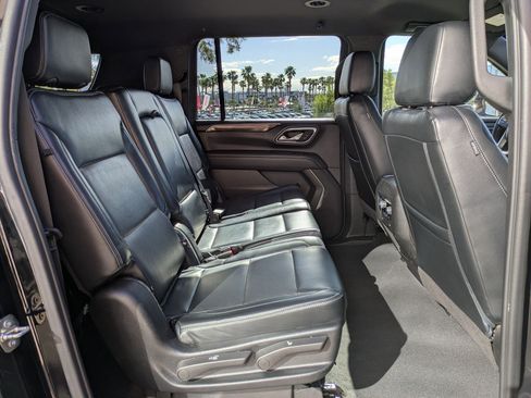 Certified 2024 GMC Yukon XL SLE image 27