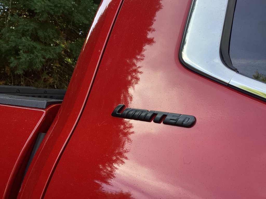Used 2024 Toyota Tundra Limited AWD/4WD image 9