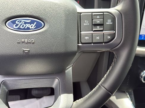 Used 2025 Ford F150 Lightning XLT AWD/4WD image 15