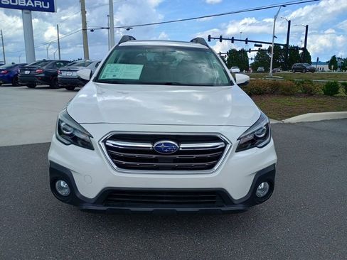 Used 2019 Subaru Outback 2.5i Limited w/ Popular Package #2 AWD/4WD image 2