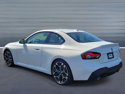 New 2026 BMW 230i Coupe w/ Premium Package RWD image 4