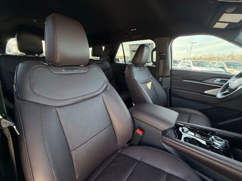 New 2026 Ford Explorer Platinum image 31