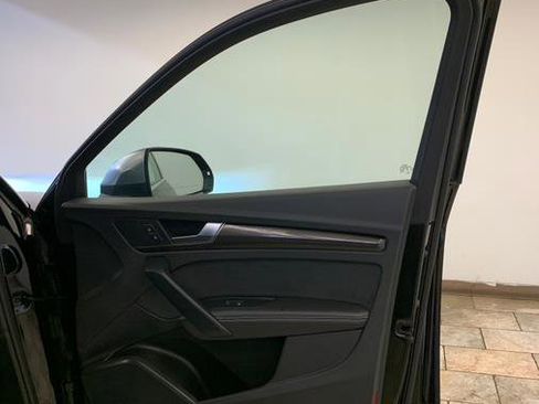 Used 2022 Audi SQ5 Premium Plus w/ Premium Plus Package image 50