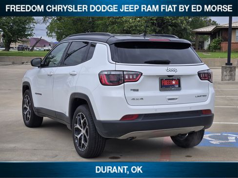 Used 2024 Jeep Compass Limited AWD/4WD image 4