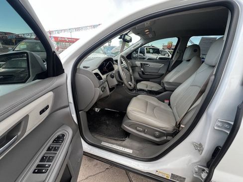 Used 2017 Chevrolet Traverse Premier AWD/4WD image 16