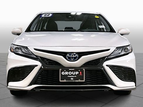 Used 2022 Toyota Camry XSE w/ Navigation Upgrade Package image 4