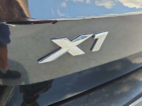 Used 2023 BMW X1 xDrive28i w/ Convenience Package AWD/4WD image 36