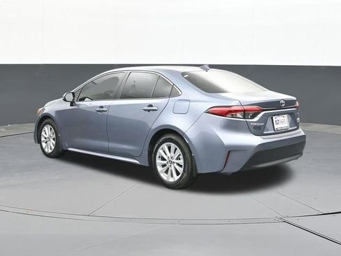 Used 2024 Toyota Corolla XLE image 9