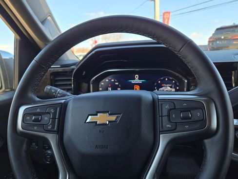 Used 2024 Chevrolet Silverado 1500 LT image 28
