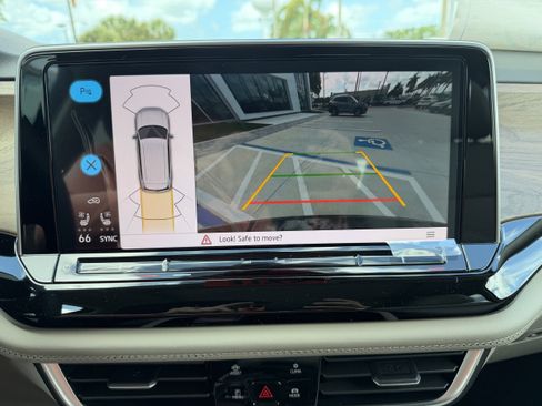 New 2026 Volkswagen Atlas SE FWD image 19